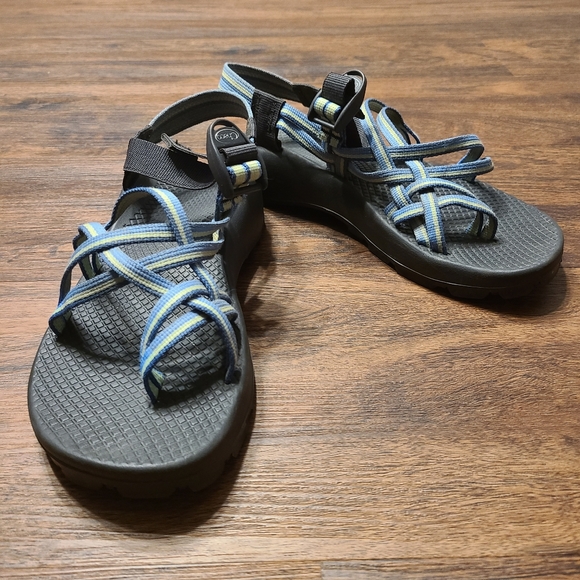 chaco sandals vibram sole